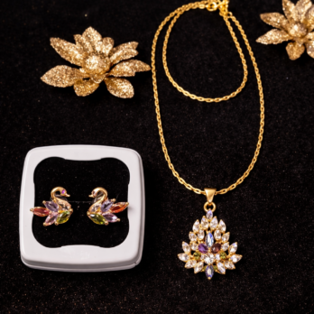 Royal Design Multi-Stone Set